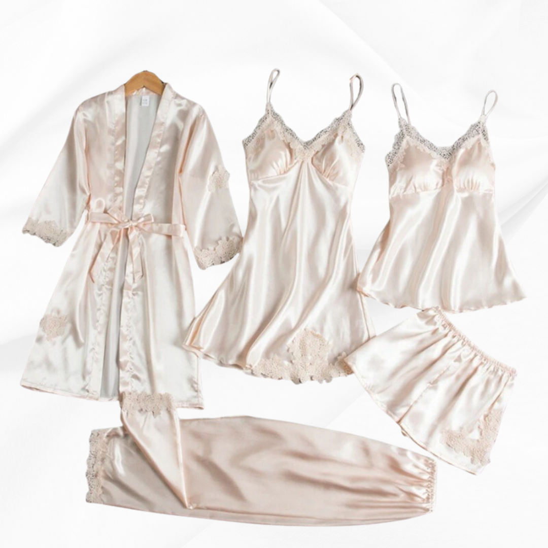 Utrechtlynn ® | LUXE SATIJNEN NACHTSET