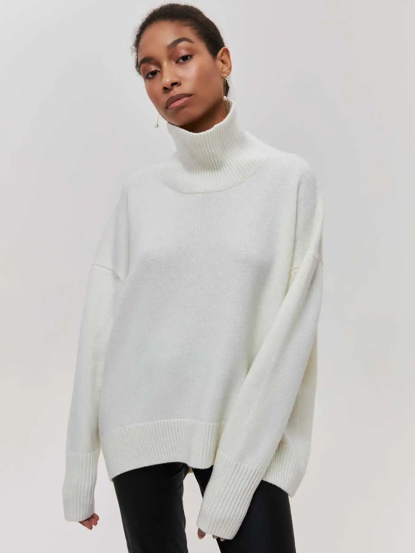 Utrechtlynn ® | COZY NECK SWEATER
