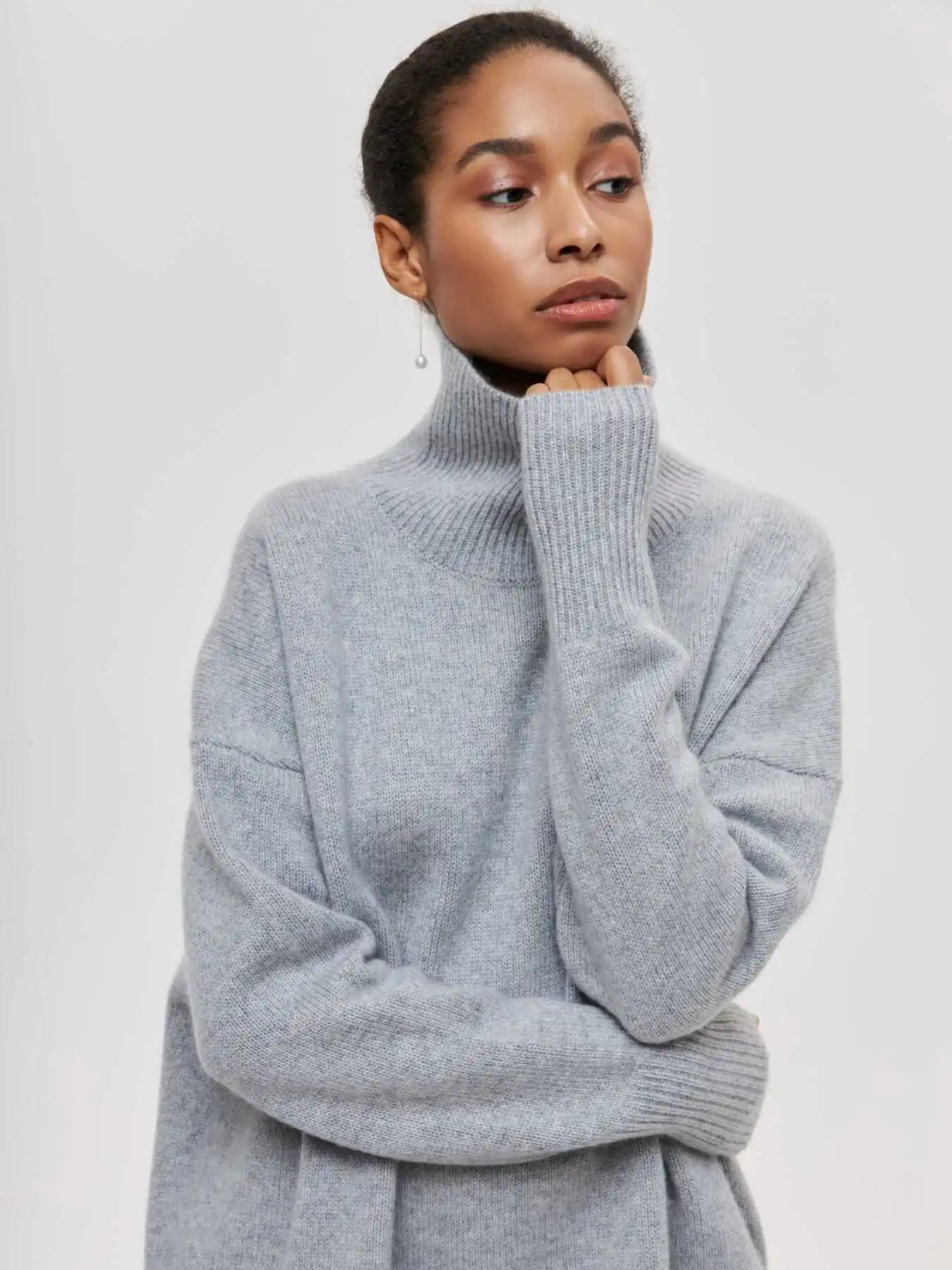 Utrechtlynn ® | COZY NECK SWEATER