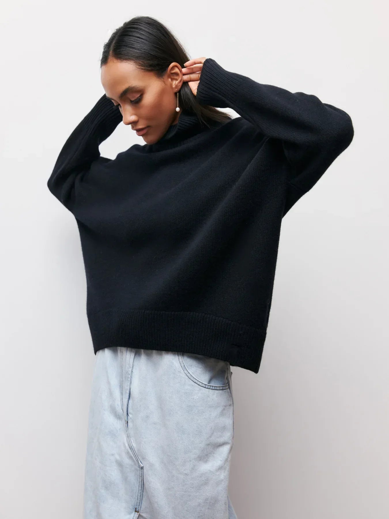 Utrechtlynn ® | COZY NECK SWEATER