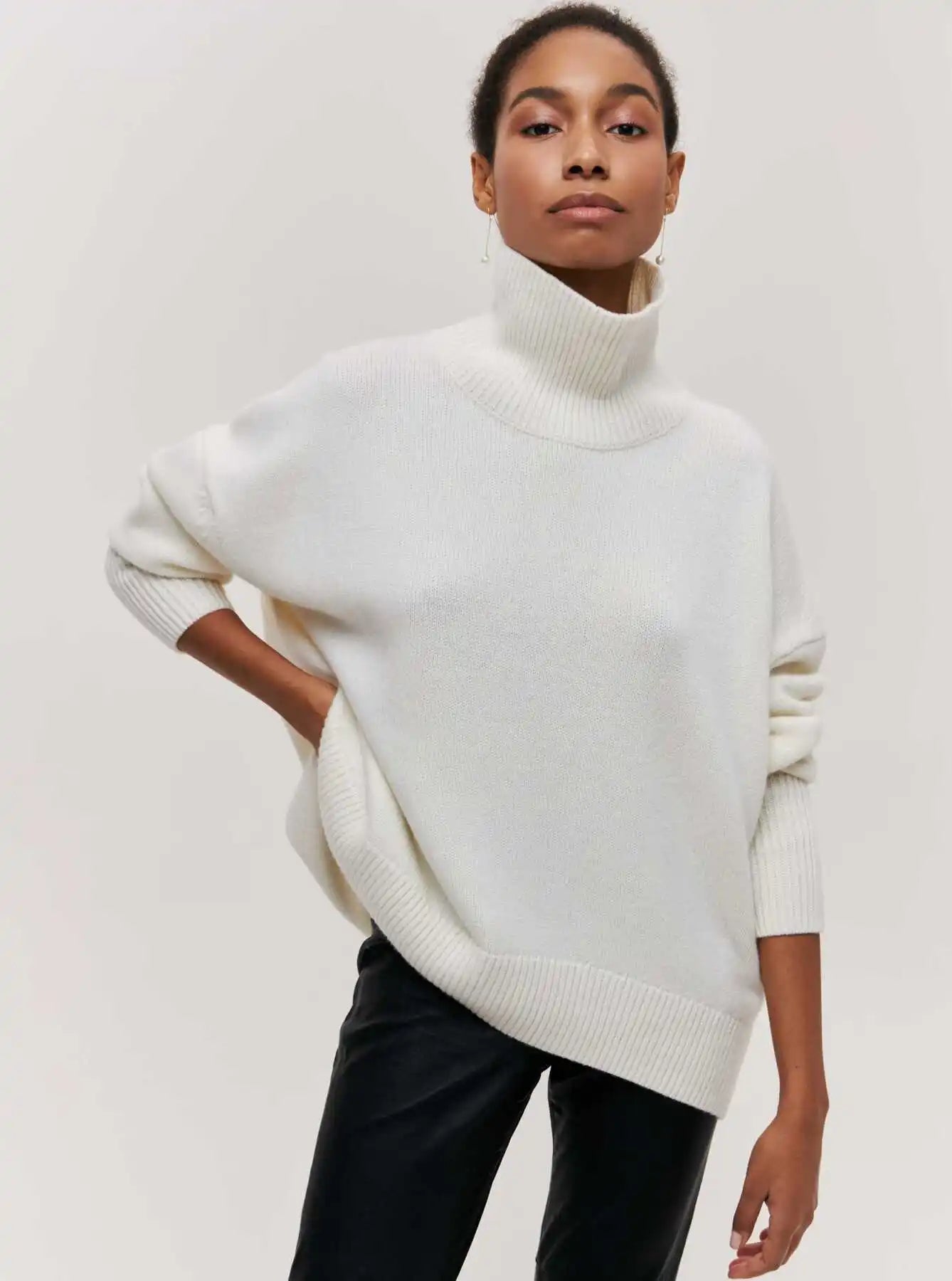 Utrechtlynn ® | COZY NECK SWEATER