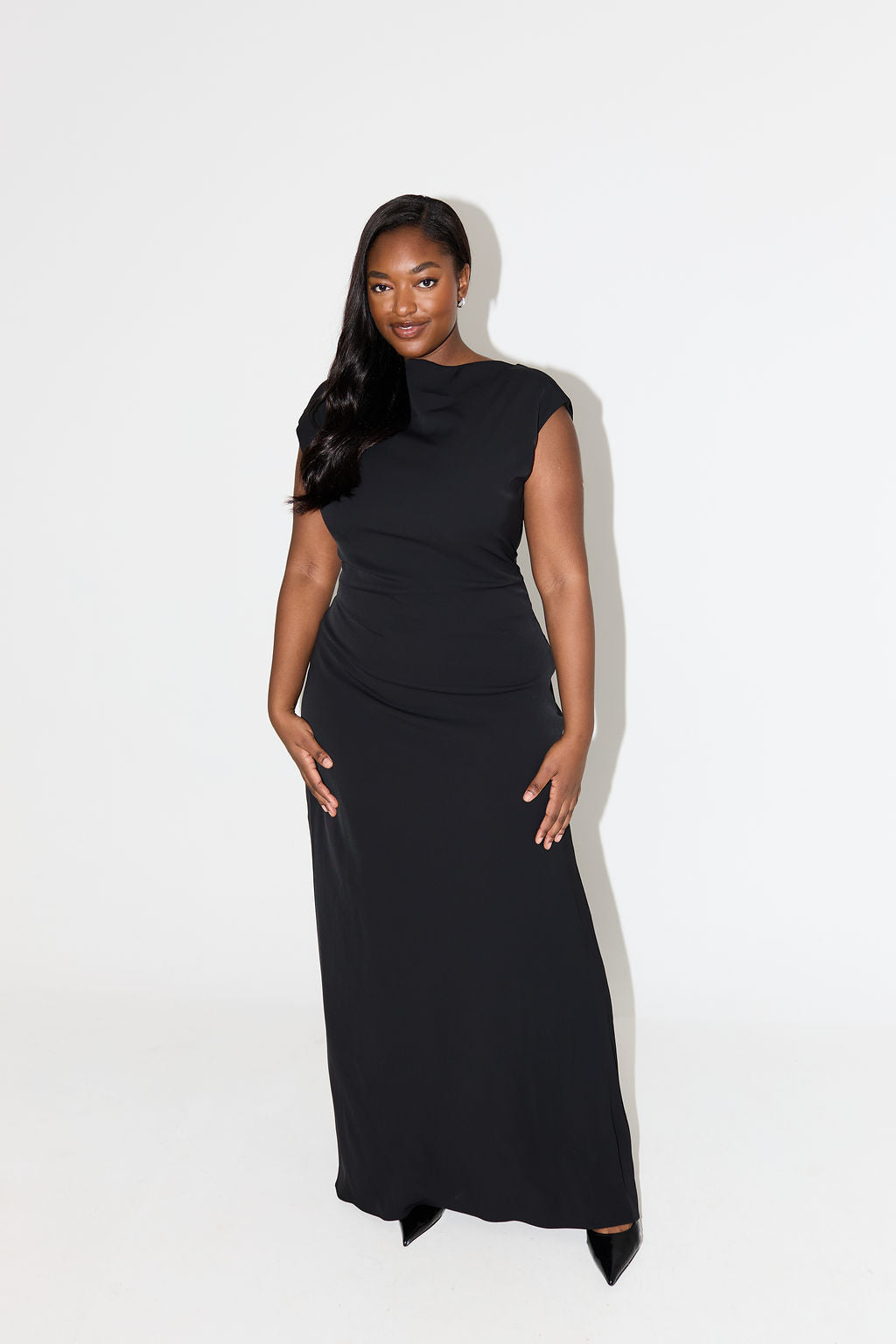 Utrechtlynn ® | DRAPE MAXI DRESS