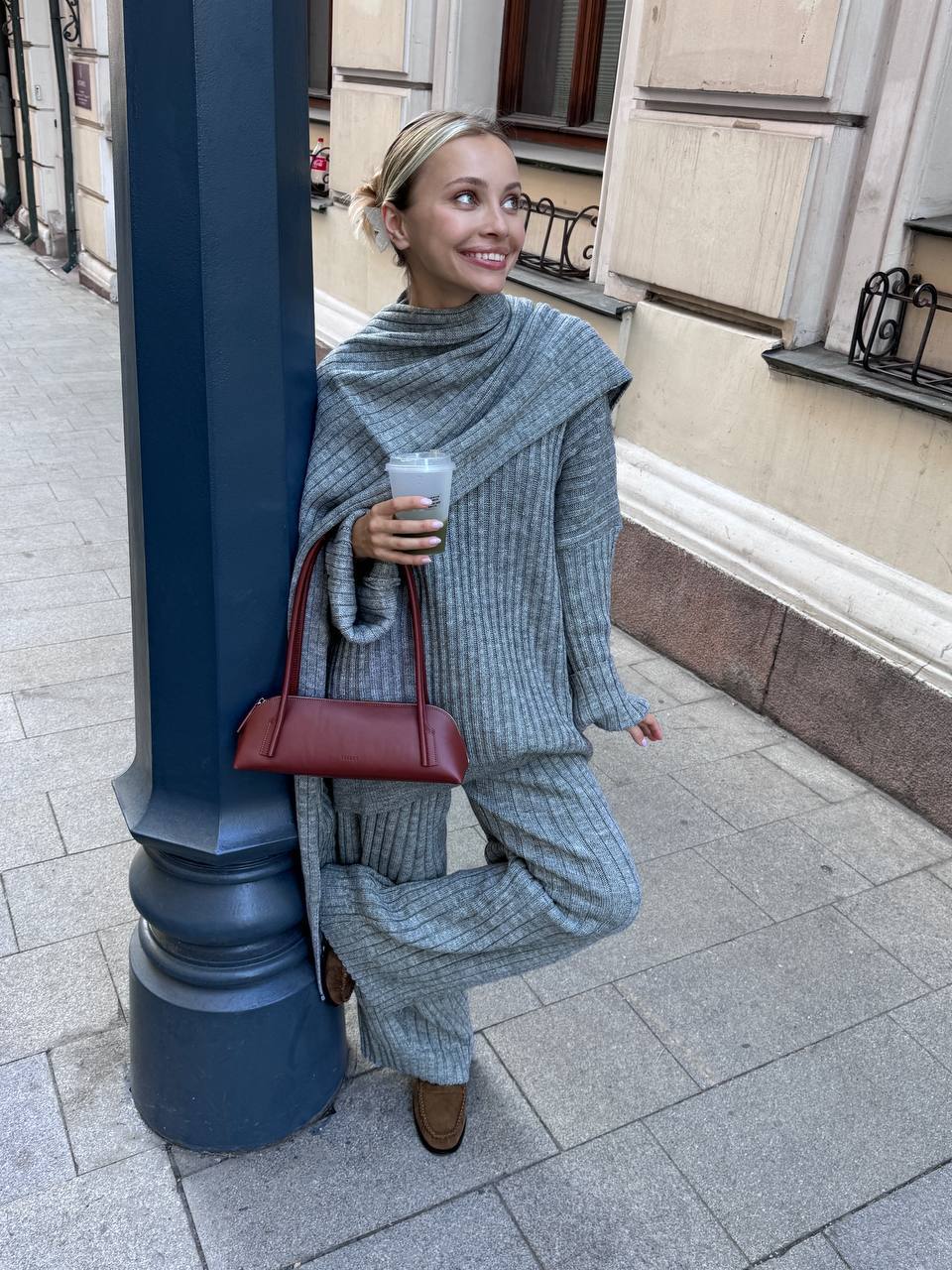 Utrechtlynn® | V-HALS PAKJE MET SJAAL