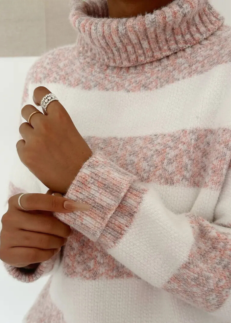Utrechtlynn ® | COZY STRIPED KNIT