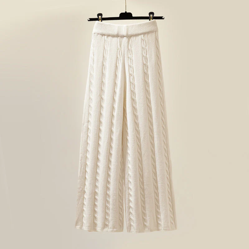 Utrechtlynn ® | COZY AND COMFORTABELE KNITTED SET